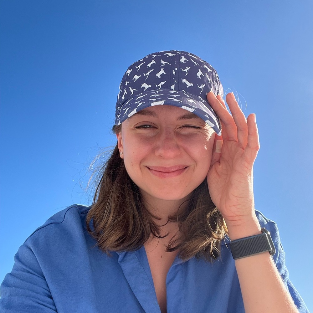 Meet your Posher, Valentina